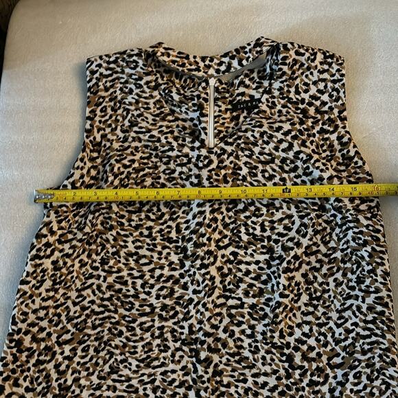 Zac & Rachel V-Neck Animal Print Sleeveless Blouse S Mobwife Dopamine Corporate - Picture 10 of 14